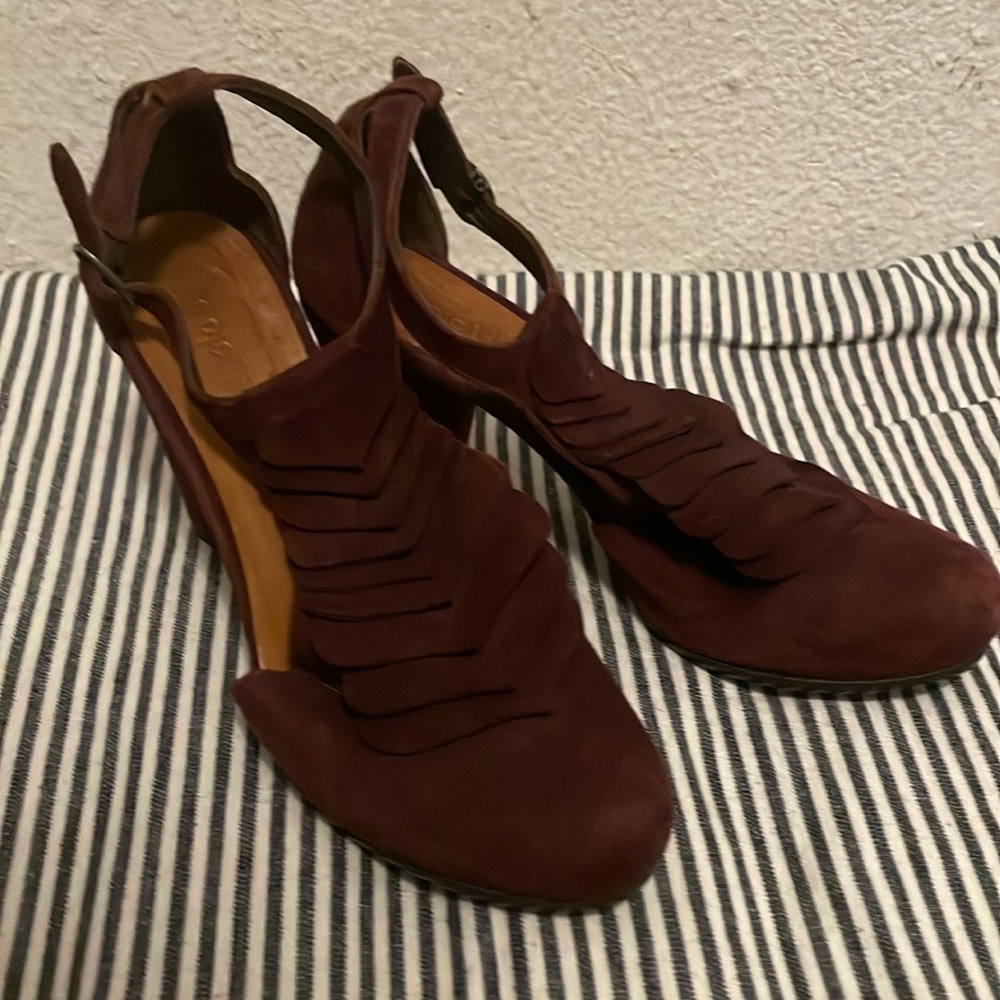 Coclico Burgundy Suede Heels - Size 36